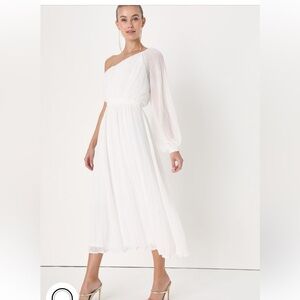 Lulu’s White Bridal Dress